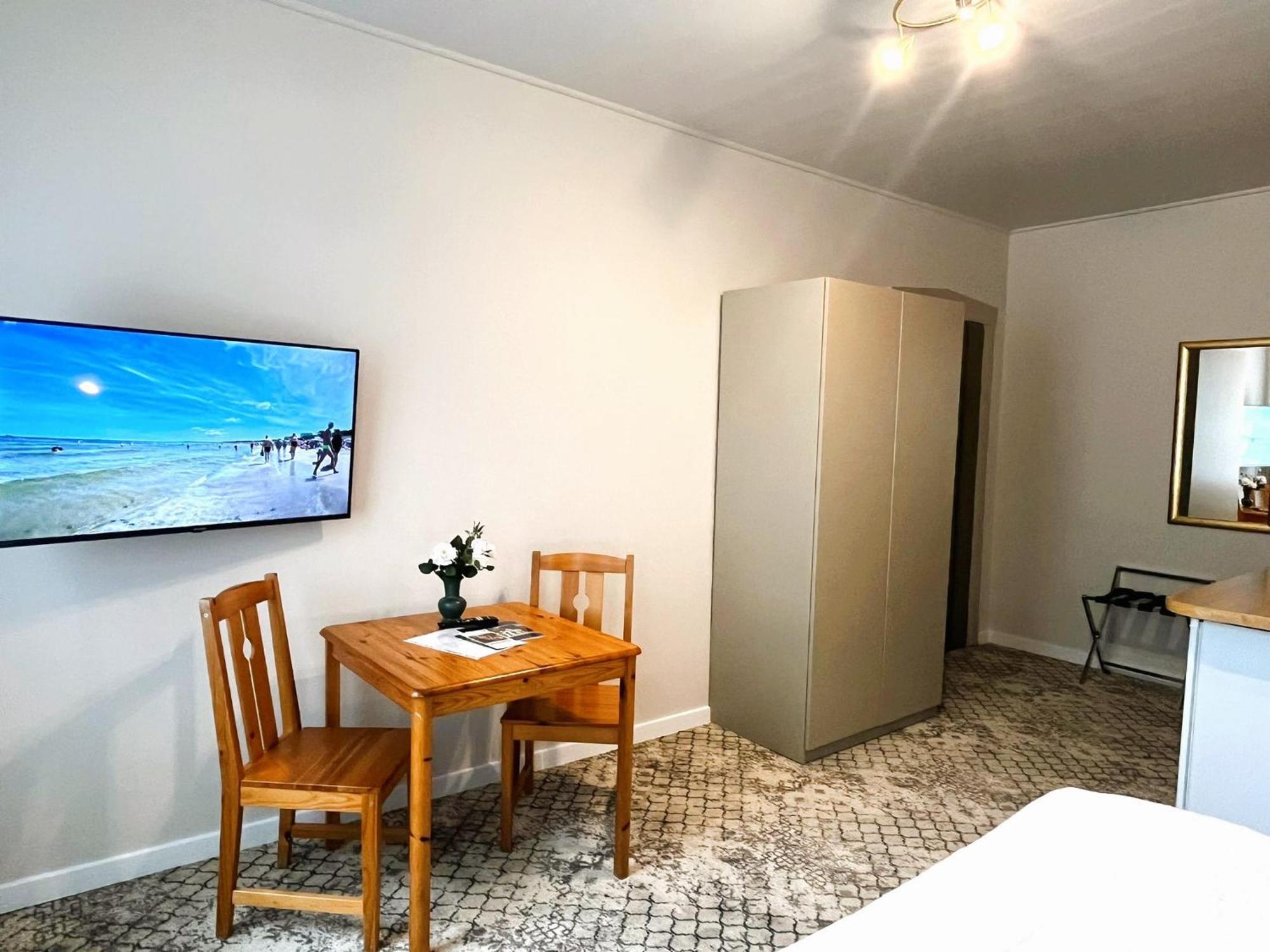 Villa Sunny Rose Bed & Breakfast Swinoujscie Ngoại thất bức ảnh
